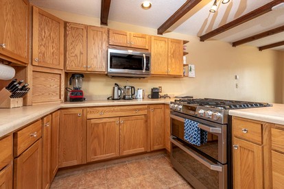 Remodeled Mountain Retreat with Hot Tub and Scenic Views Near Trails in Lander, Wyoming - Lander, Wyoming - glamping.directory