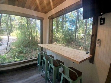 Secluded Container with BBQ for a Waterfront Retreat, Perfect for Fishing and Roasting S'Mores in Grimes County, Texas - Grimes County, Texas - glamping.directory