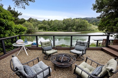 Amazing Cottage with Fire Pit and Barbecue in Monte Rio, California - Monte Rio, California - glamping.directory
