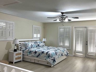 Serene Bayfront Cottage with Private Dock and Beach Access near Florida’s Coastal Paradise - Placida, Florida - glamping.directory