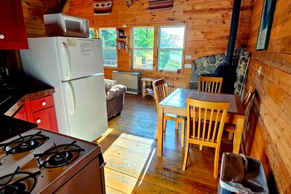 Luminous Tiny Cabin Overlooking the Lake in Maine - Greenville, Maine - glamping.directory