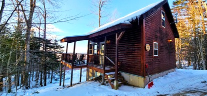 Luminous Tiny Cabin Overlooking the Lake in Maine - Greenville, Maine - glamping.directory