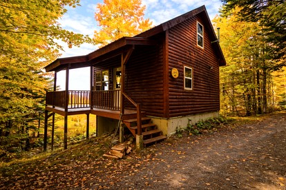 Luminous Tiny Cabin Overlooking the Lake in Maine - glamping.directory