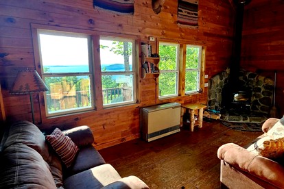 Luminous Tiny Cabin Overlooking the Lake in Maine - Greenville, Maine - glamping.directory