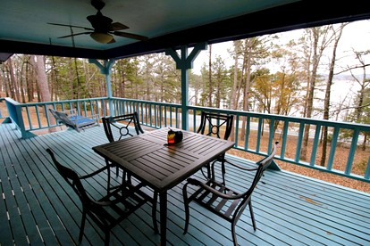 Spacious Lakeview Family Home with Boat Parking Near Marinas, Edgemont, Arkansas - Edgemont, Arkansas - glamping.directory