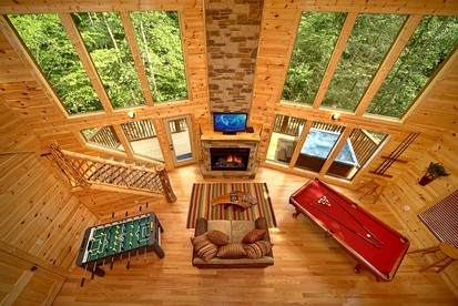 Majestic Gatlinburg Hot Tub Cabin Rental for Groups - Gatlinburg, Tennessee - glamping.directory