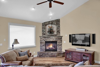 Stunning Fully-Equipped Vacation Rental with Sauna and Spectacular Views in Eden, Utah - Eden, Utah - glamping.directory