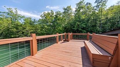 Amazing Off-Grid Floating Home with Gorgeous Views in Almond, North Carolina - Almond, North Carolina - glamping.directory