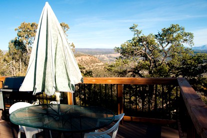 Spacious Yurt for a Unique Vacation near the Grand Mesa National Forest, Colorado - Cedaredge, Colorado - glamping.directory