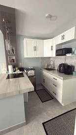 Charming Historic Home with Front Porch Near Intracoastal & Downtown West Palm Beach, Florida - West Palm Beach, Florida - glamping.directory