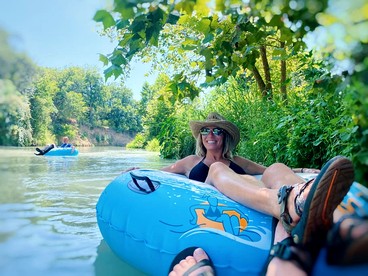 Unplug and Reconnect with Nature in this Lovely Safari Tent Rental on San Marcos River, Texas - Kingsbury, Texas - glamping.directory