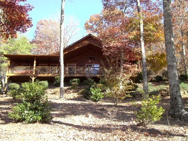 Secluded Cabin Rental with Panoramic Smoky Mountain Views in Murphy, North Carolina - glamping.directory