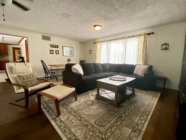 Charming Group Cottage with Amazing Equipped Backyard in Arkansas - Boles, Arkansas - glamping.directory
