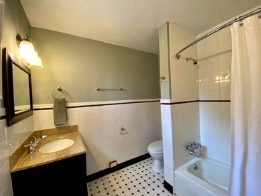 Charming Group Cottage with Amazing Equipped Backyard in Arkansas - Boles, Arkansas - glamping.directory