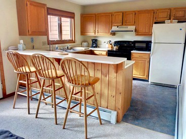 Spacious White Mountains Cabin for a Bretton Woods Vacation - Carroll, New Hampshire - glamping.directory