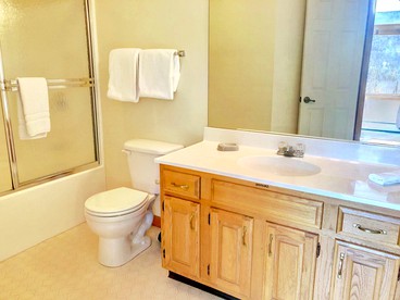 Spacious White Mountains Cabin for a Bretton Woods Vacation - Carroll, New Hampshire - glamping.directory
