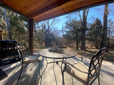 Charming Cabin Retreat: Fireplace and River Views in San Miguel County, NM - San Miguel County, New Mexico - glamping.directory