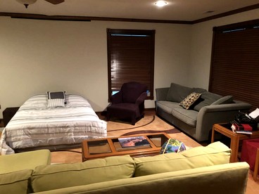 Gorgeous Cottage with Hot-tub and Fire Pit in Franklin, Tennessee - Franklin, Tennessee - glamping.directory
