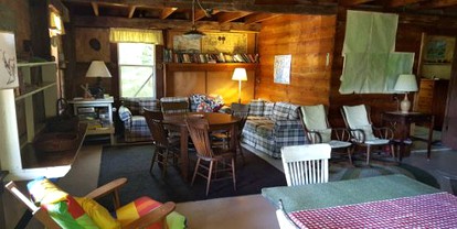 Peaceful Cottage Rental with Ocean Views near Camden Hills State Park, Maine - Friendship, Maine - glamping.directory