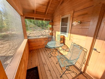 Cozy Tiny Cabin - Off-Grid Experience with Sled Dogs Year 'round in Minnesota - Grand Marais, Minnesota - glamping.directory