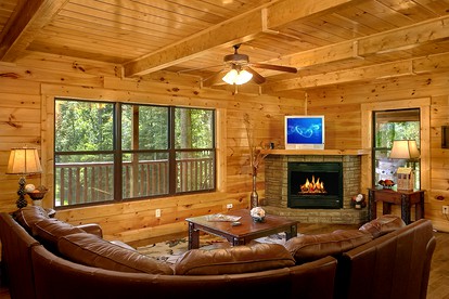 Luxury Gatlinburg Cabin Retreat for a Family Getaway in Tennessee - Gatlinburg, Tennessee - glamping.directory