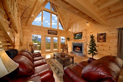 Luxury Gatlinburg Cabin Retreat for a Family Getaway in Tennessee - Gatlinburg, Tennessee - glamping.directory