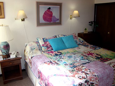 Family-Friendly Rental for 10 in Heart of the Taos Ski Valley of New Mexico - Taos Ski Valley, New Mexico - glamping.directory