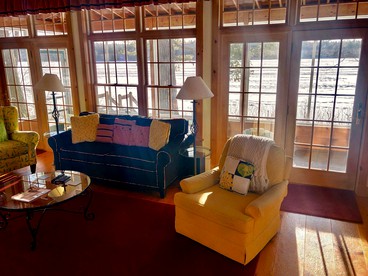 Gorgeous Lake Retreat Ideal for Getaways in the White Mountains - Whitefield, Maine - glamping.directory