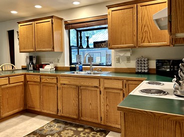 Cute Cabin Perfect Base for Exploring Local Activities in Leavenworth,Washington - Leavenworth, Washington - glamping.directory