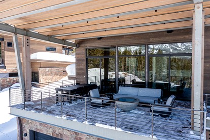 Stunning Luxury Cabin with Hot Tub and Spectacular Mountain Views near Ulerys Lakes in Big Sky, Montana - Big Sky, Montana - glamping.directory
