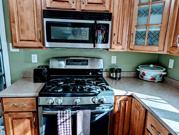 Spacious Ranch-Style Retreat with Private Deck, Nestled in Nature Near Acadia, Hancock Maine - Hancock, Maine - glamping.directory