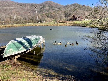 One-of-a-Kind Grain Bin Retreat with Scenic Outdoor Spaces in Cullowhee, North Carolina - Cullowhee, North Carolina - glamping.directory