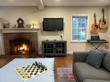 Unique Ski Rental in Berkshires Charlemont Near Hawley State Forest, Plainfield, Western Massachusetts - Plainfield, Massachusetts - glamping.directory