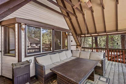Cozy A-Frame Cabin Nestled in the Ponderosa Pines for a Memorable Family Getaway in Nature near Flagstaff, Arizona - Munds Park , Arizona - glamping.directory