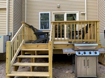 Cozy Vacation Rental with Direct Bike Path Access in North Conway, New Hampshire - North Conway, New Hampshire - glamping.directory