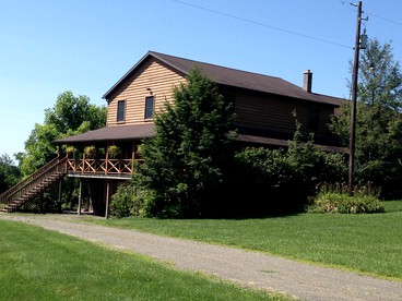 Lodge Rental near Ricketts Glen State Park & Waterfalls in Benton, PA - Benton, Pennsylvania - glamping.directory