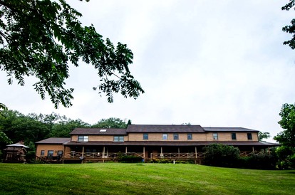 Lodge Rental near Ricketts Glen State Park & Waterfalls in Benton, PA - Benton, Pennsylvania - glamping.directory