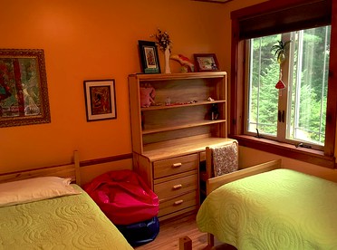 Amazing Mountain View Cottage Rental in Au Sable Forks, New York - Au Sable Forks, New York - glamping.directory