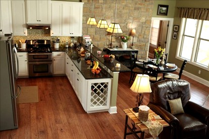 Romantic Cabin for a Weekend Getaway from San Antonio, Texas - Fredericksburg, Texas - glamping.directory