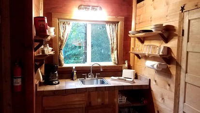 Charming Cabin Rental Perfect for a Family Getaway near Brenham, Texas - Brenham, Texas - glamping.directory