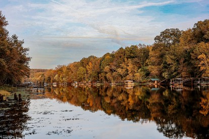 Cozy Vacation Rental with a Shared Swimming Pool in Heber Springs, Arkansas - Heber Springs, Arkansas - glamping.directory
