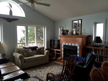 Bayfront Cottage Rental with a Private Beach on Virginia's Eastern Shore - Onancock, Virginia - glamping.directory