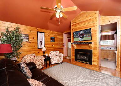 Rustic Cabin Getaway with a Fireplace in Pigeon Forge, Tennessee - Pigeon Forge, Tennessee - glamping.directory