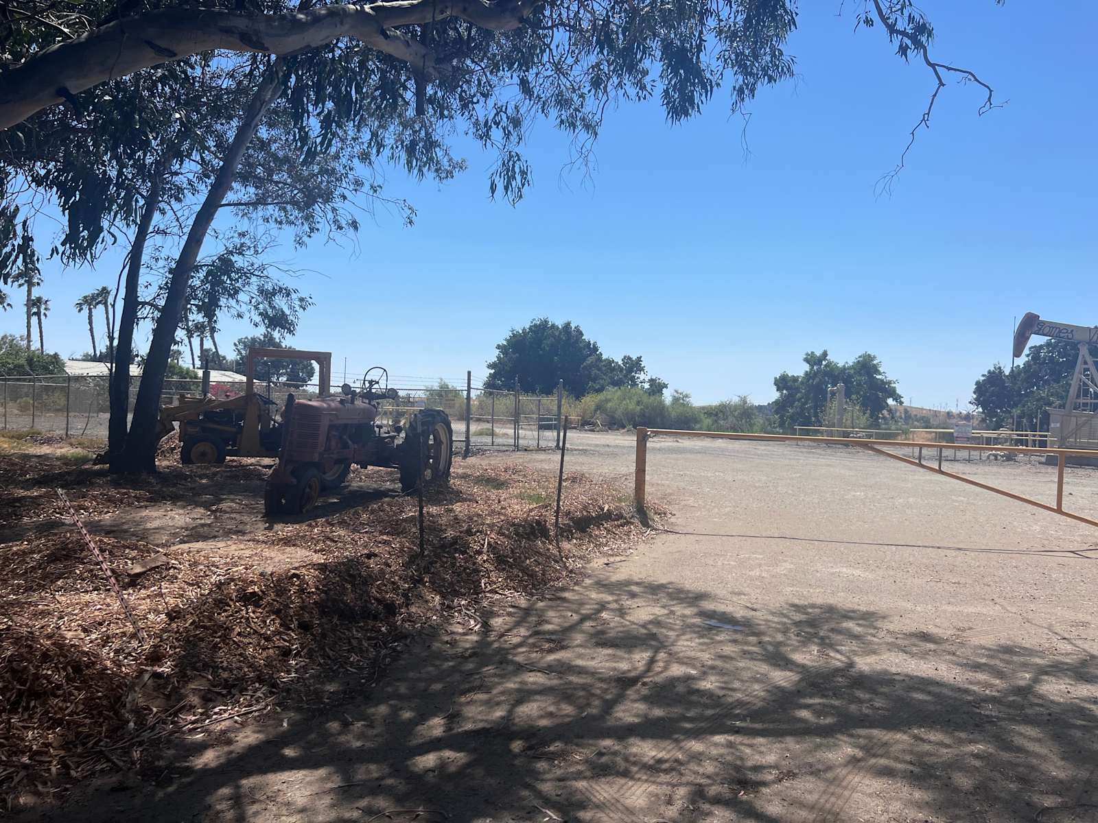 Hwy 160 River Road Scenic Byway - Isleton, California - glamping.directory