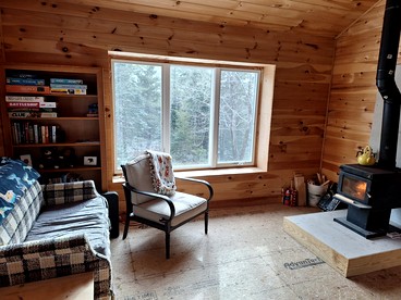 Unplug and Reconnect in a Peaceful Off-Grid Cabin for Relaxation and Nature Immersion in Beddington, Maine - Beddington, Maine - glamping.directory