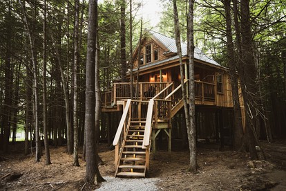 Woodland Wonder: Experience Luxury in a Treehouse in Norway, ME - glamping.directory