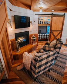 Woodland Wonder: Experience Luxury in a Treehouse in Norway, ME - Norway, Maine - glamping.directory