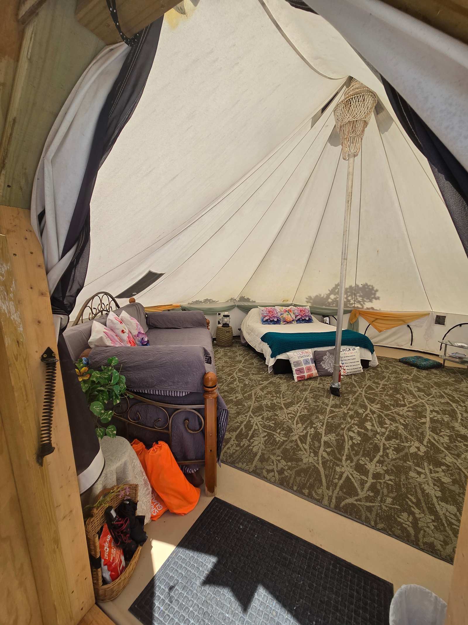 Hidden Springs Camping Retreat - Heber Springs, Arkansas - glamping.directory