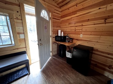 Porched Cabin for a Memorable Family Glamping Getaway near Wolf River in Wisconsin - White Lake, Wisconsin - glamping.directory