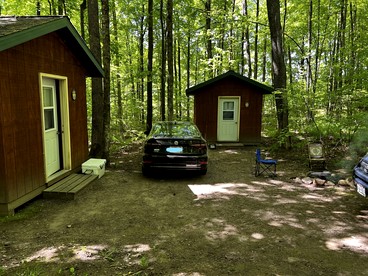 Porched Cabin for a Memorable Family Glamping Getaway near Wolf River in Wisconsin - White Lake, Wisconsin - glamping.directory